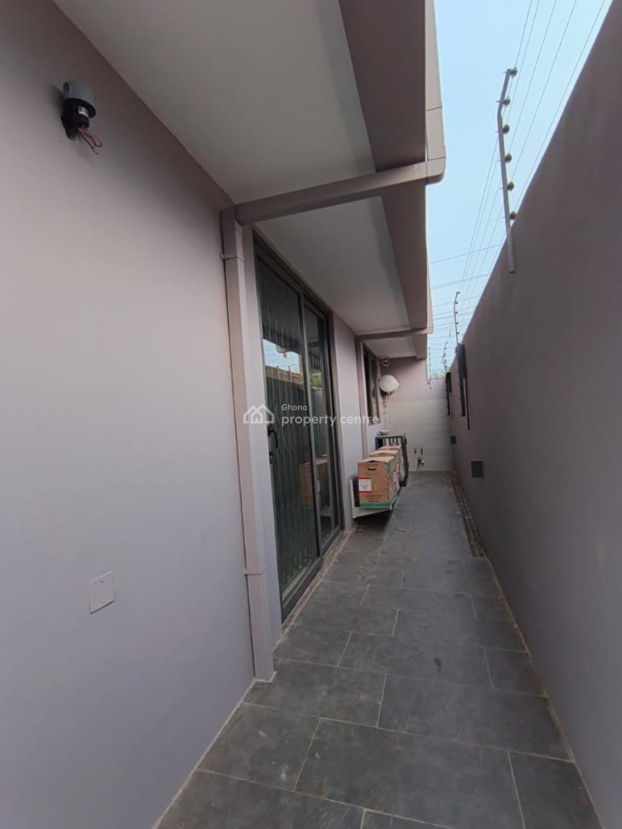 Executive 4 Bedroom, East Airport, Airport Residential Area, Accra, House for Rent