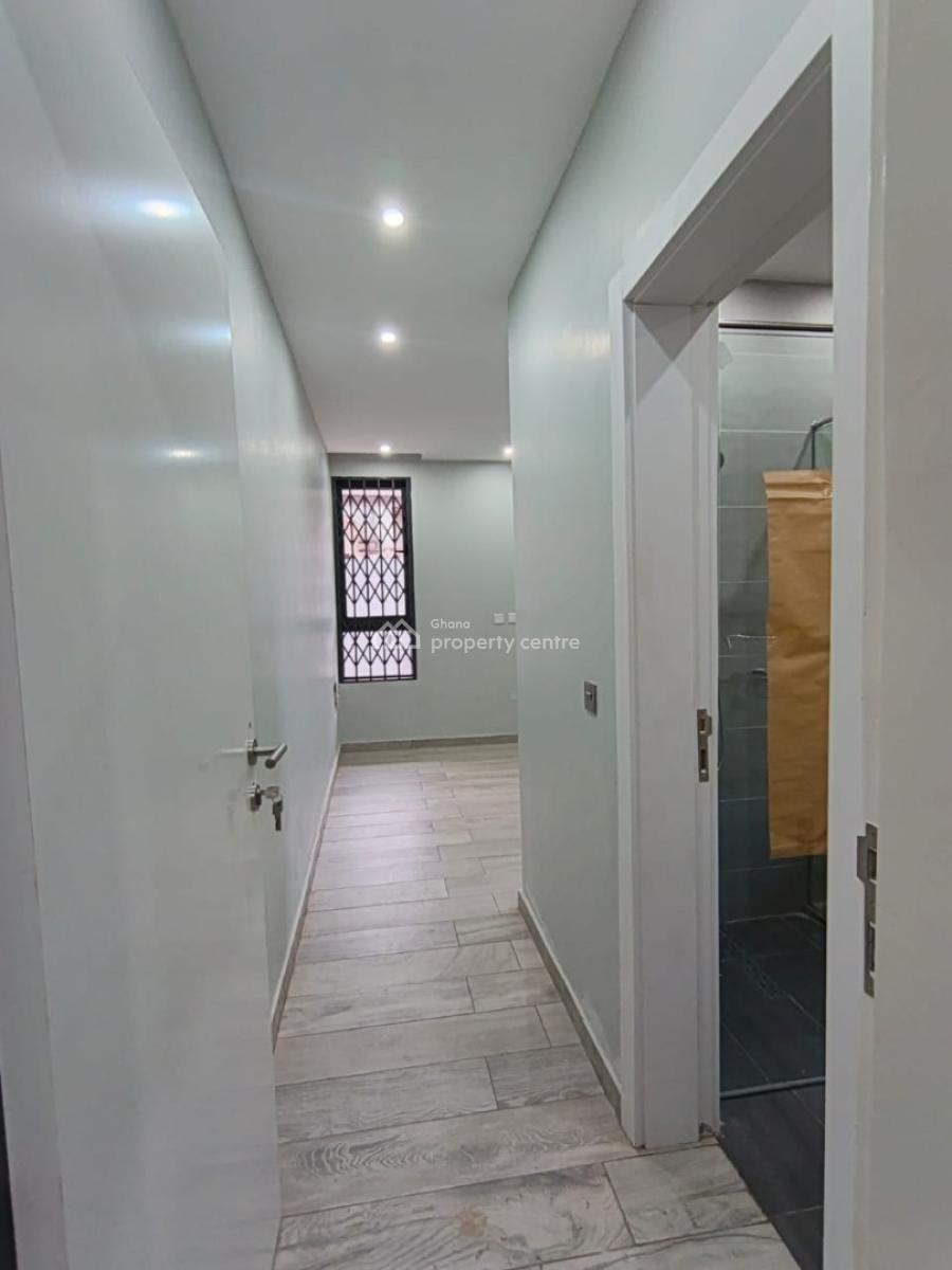 Executive 4 Bedroom, East Airport, Airport Residential Area, Accra, House for Rent