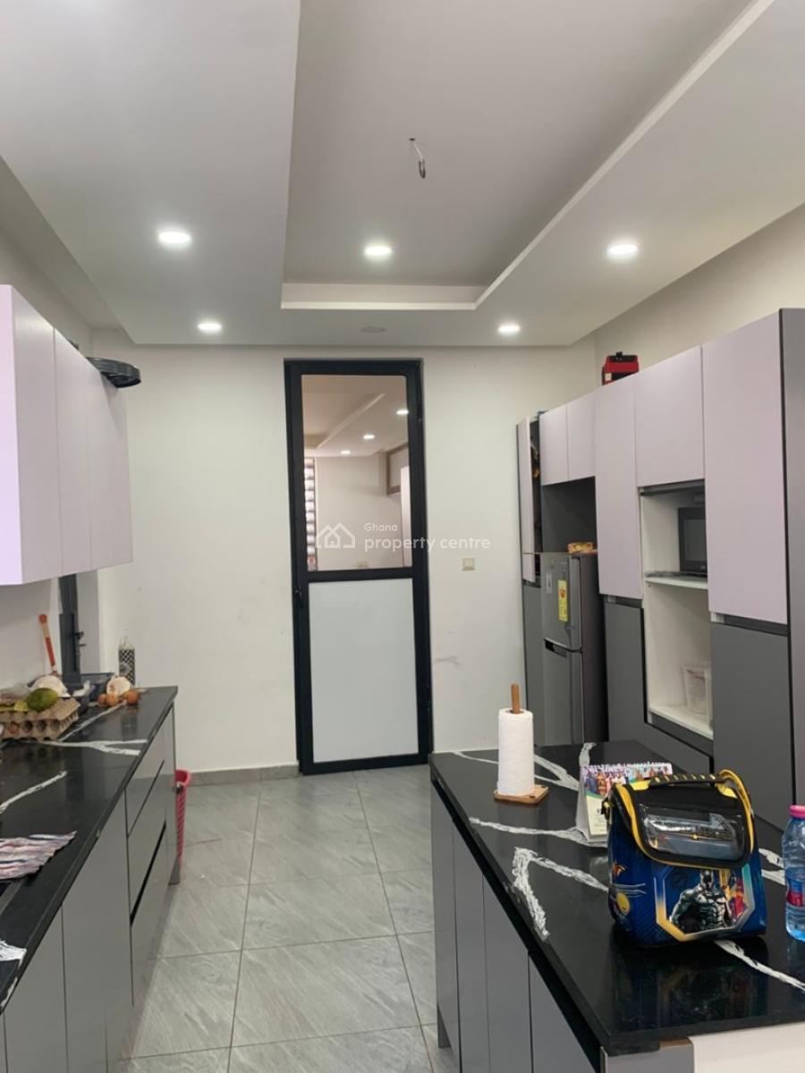 Executive 3 Bedroom, Pokuase (pokoasi), Ga West Municipal, Accra, House for Sale
