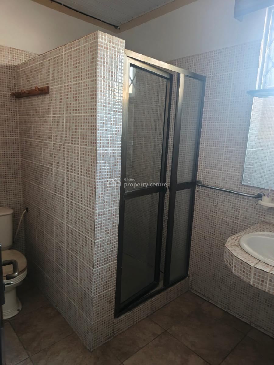 5bedrooms with Boys Quarters in Tema, Tema Community6, Tema, Accra, House for Sale