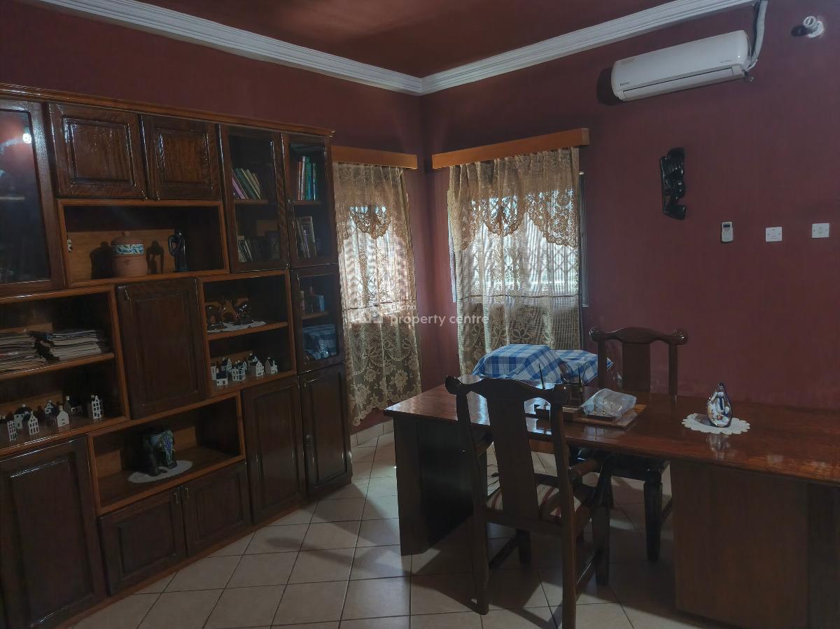 5bedrooms with Boys Quarters in Tema, Tema Community6, Tema, Accra, House for Sale