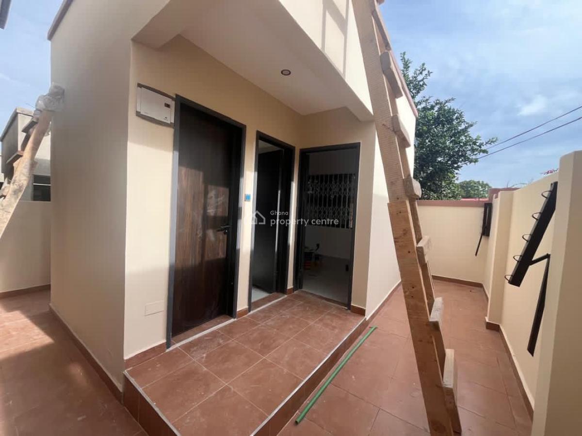 Modern 3-bed Semi Detached Home @old Ashongman, Agbogba Old Ashongman, Ga East Municipal, Accra, Semi-detached Duplex for Sale