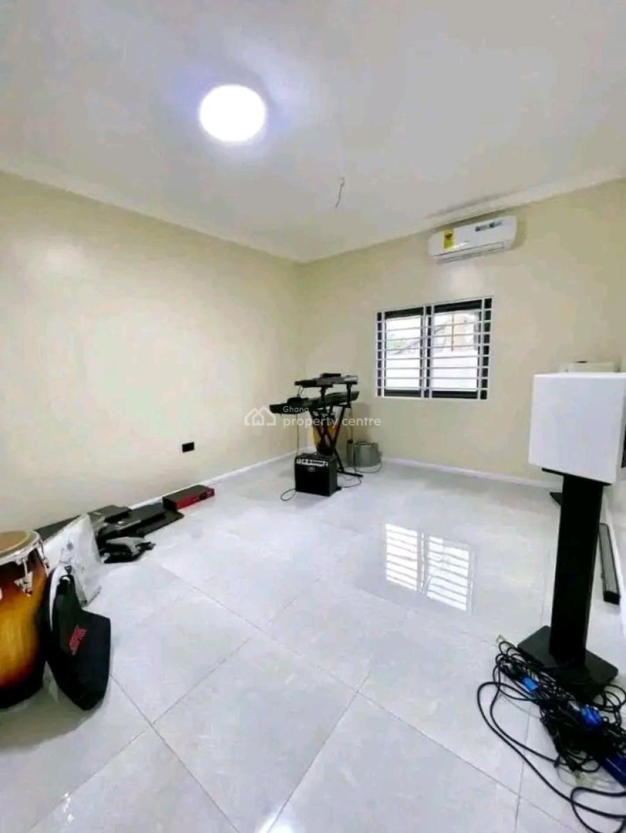 Executive 4-bedroom Burgalow @ablekuma, Ablekuma South, Accra Metropolitan, Accra, Detached Bungalow for Sale