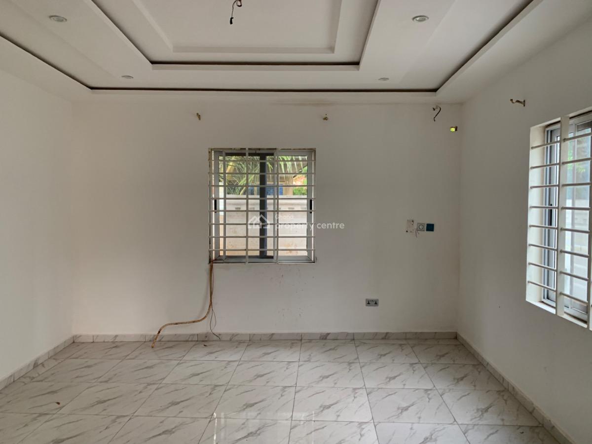 2 Bedroom House, Oyarifa, La Nkwantanang Madina Municipal, Accra, Detached Bungalow for Sale