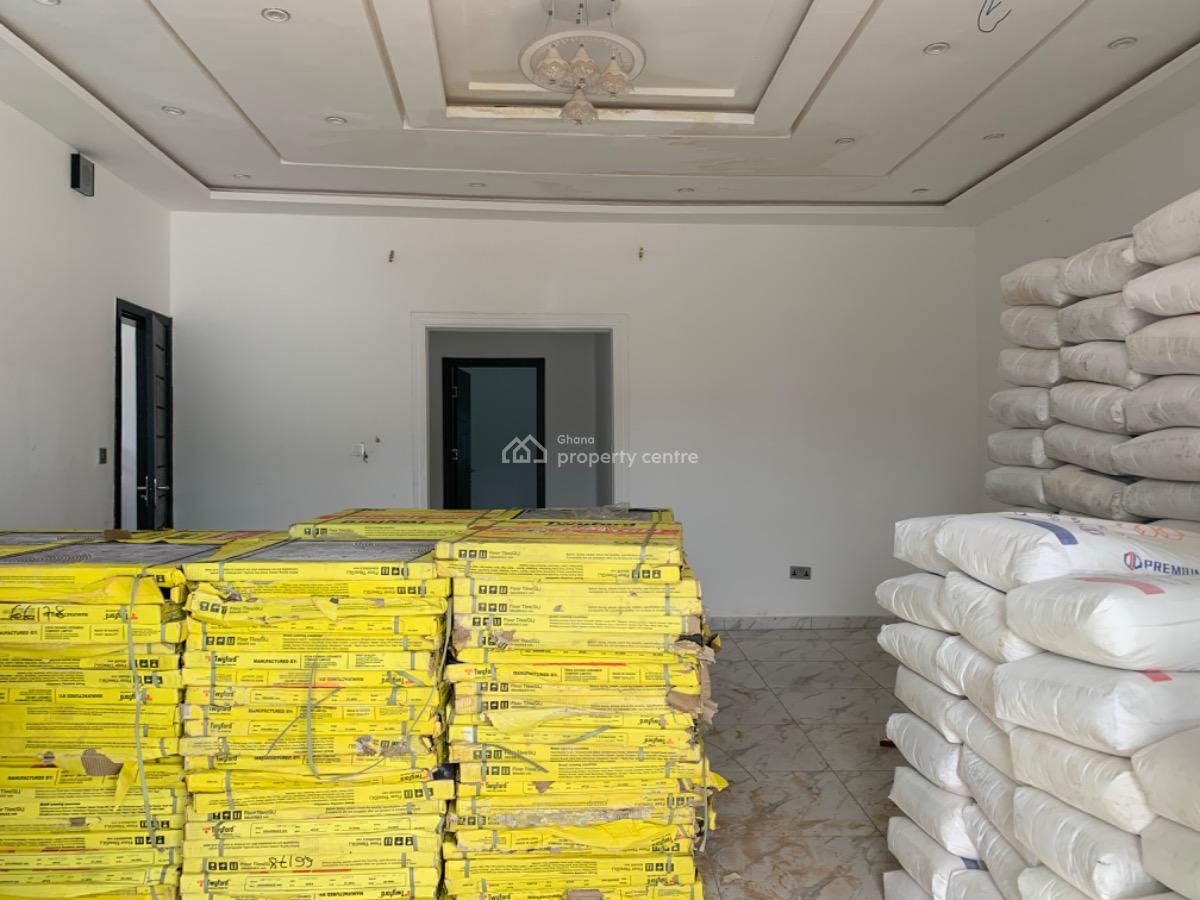2 Bedroom House, Oyarifa, La Nkwantanang Madina Municipal, Accra, Detached Bungalow for Sale