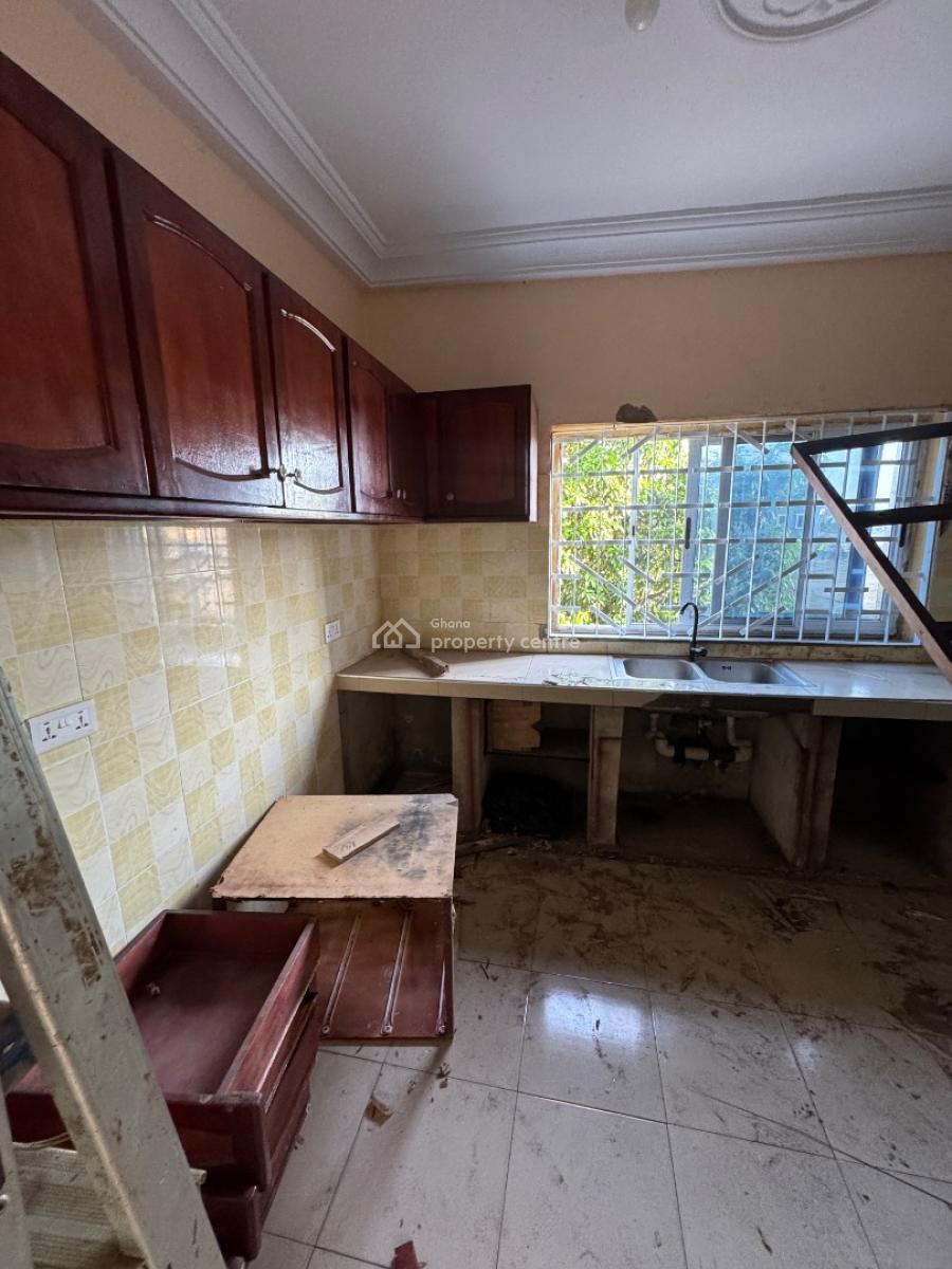 3 Bedroom Self Contain, Lapaz, Lapaz, Accra, Apartment for Rent