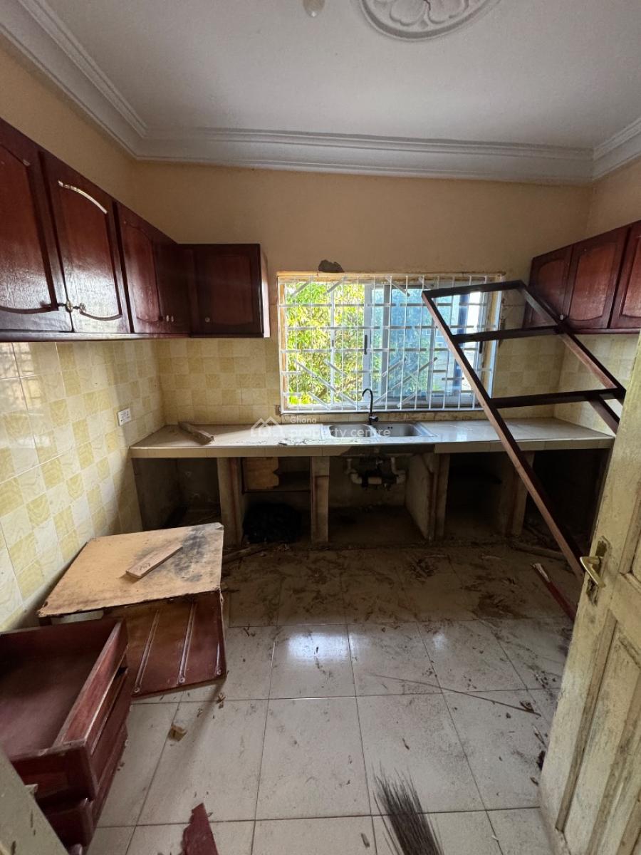 3 Bedroom Self Contain, Lapaz, Lapaz, Accra, Apartment for Rent