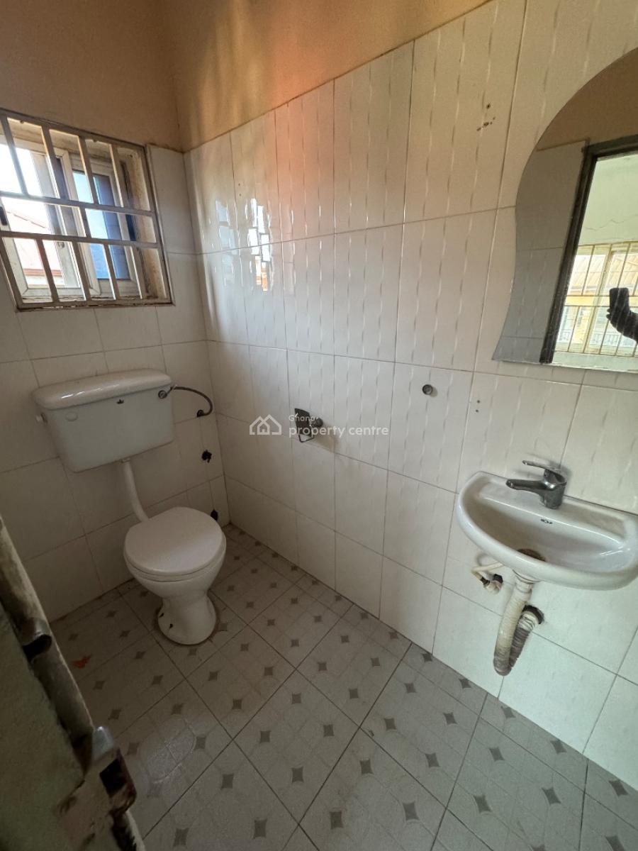 3 Bedroom Self Contain, Lapaz, Lapaz, Accra, Apartment for Rent