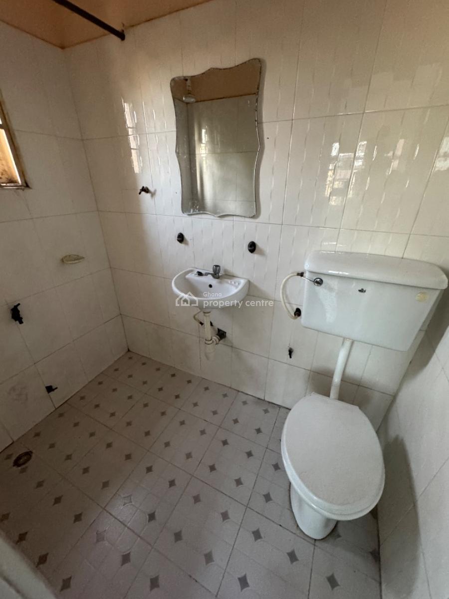 3 Bedroom Self Contain, Lapaz, Lapaz, Accra, Apartment for Rent