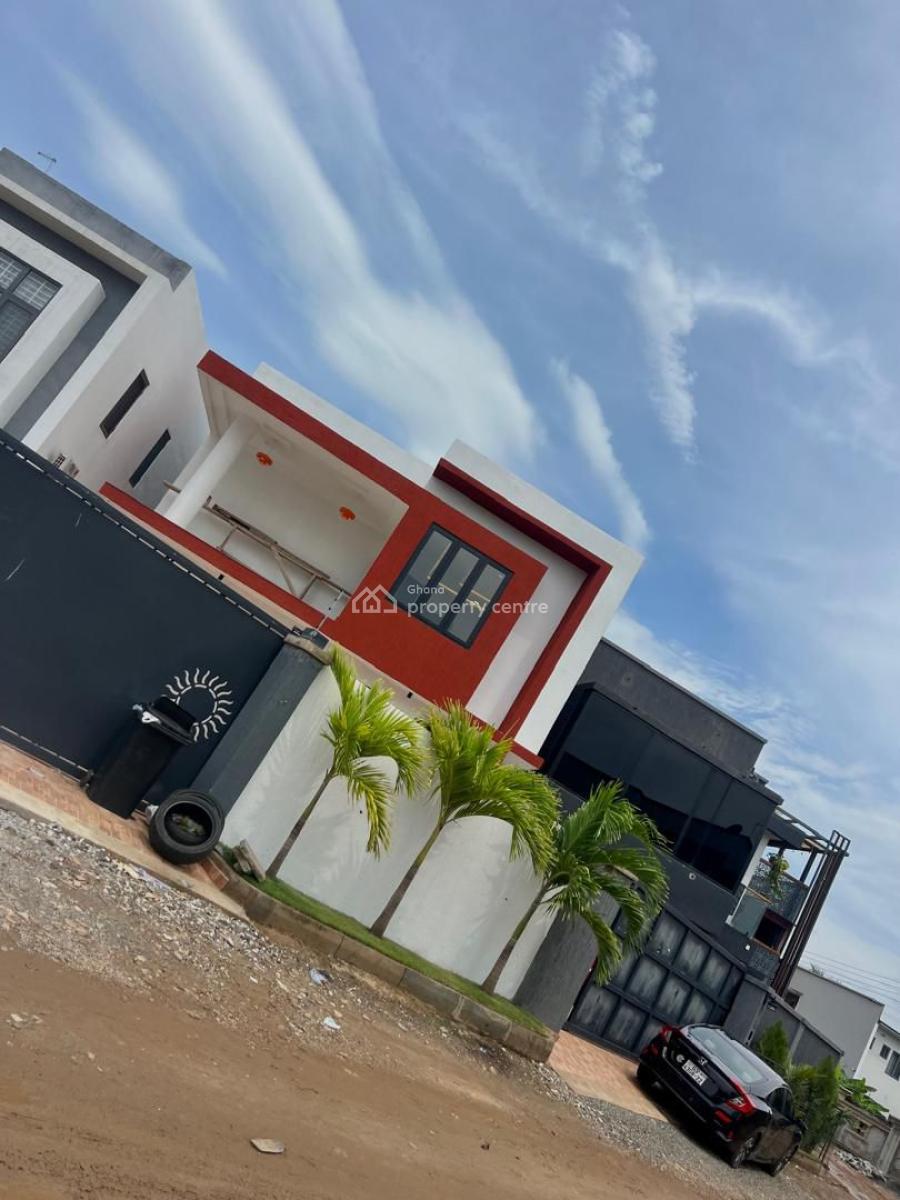 4 Bedroom Hous at Tse Addo, Tse Addo, Tse Addo, Accra, Detached Duplex for Sale