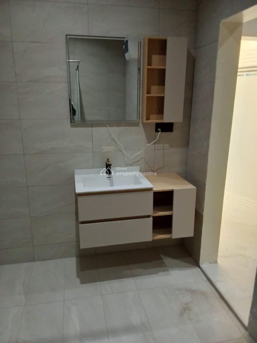 Executive 4 Bedrooms, Dansoman, Accra, House for Sale