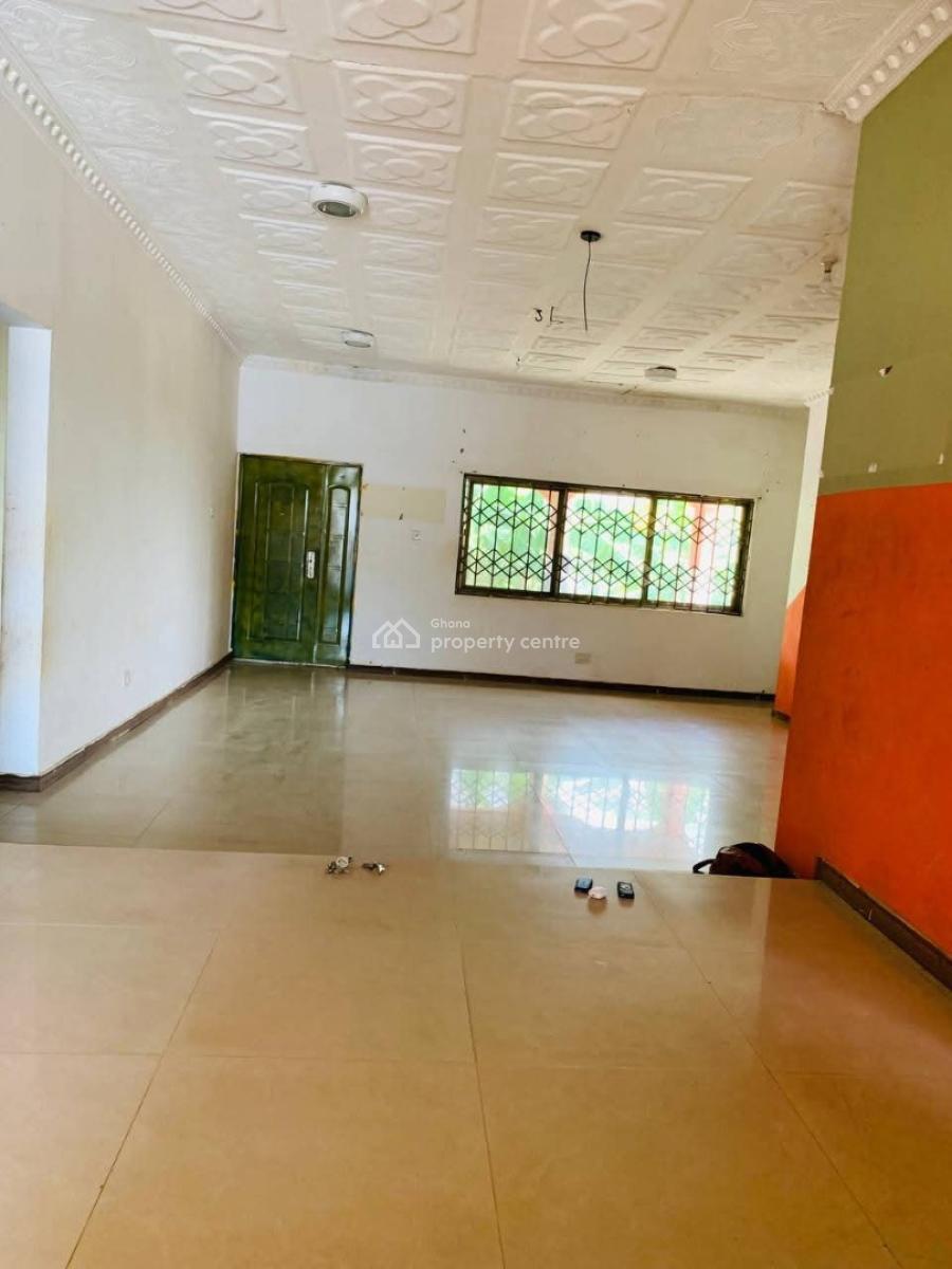 Executive 5 Bedrooms, Madina, La Nkwantanang Madina Municipal, Accra, House for Sale