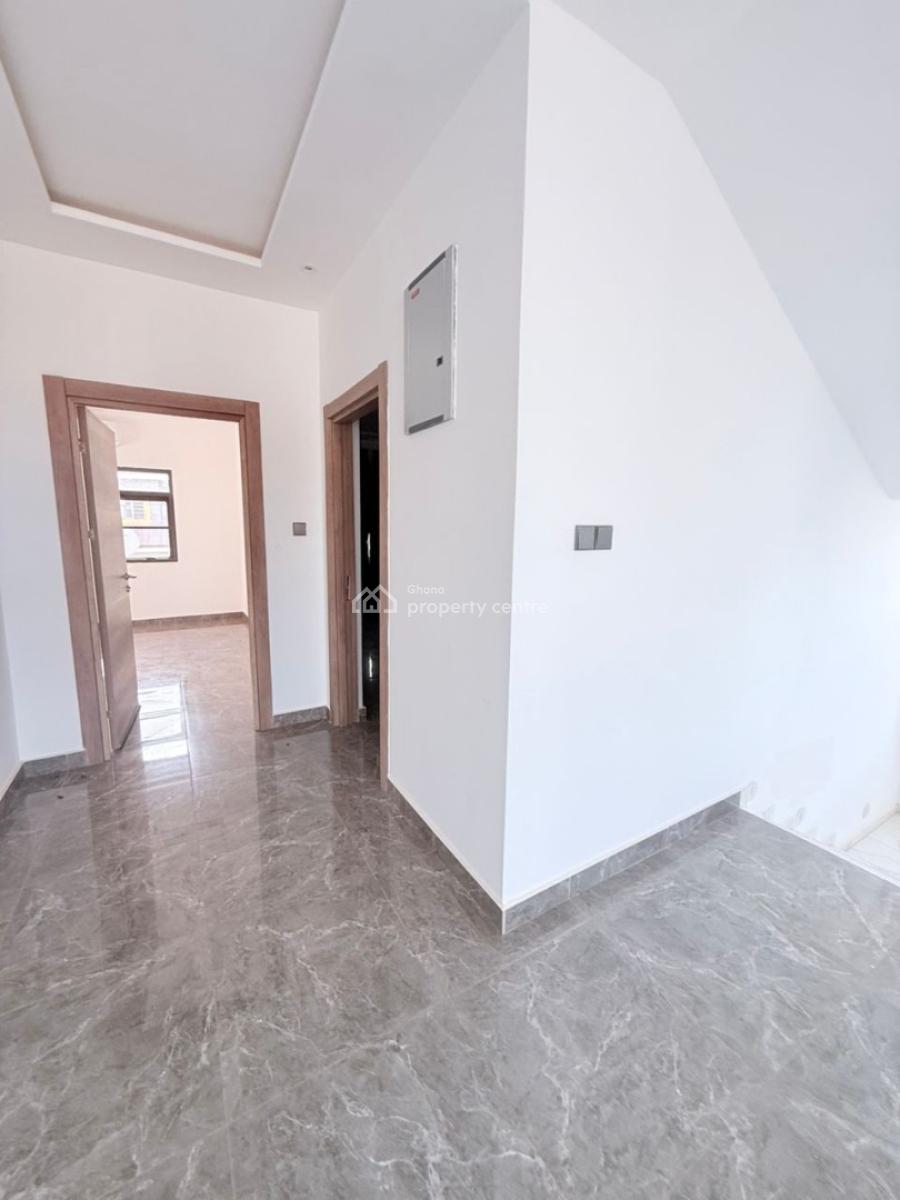 Executive 4 Bedroom, Ashaley Botwe, Adenta Municipal, Accra, House for Sale