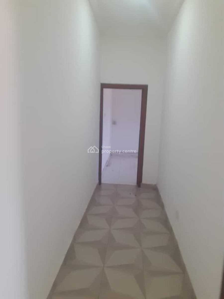 Decent 3-bedroom Flat @tantra Hill, Accra, Tantra Hill, Ga West Municipal, Accra, Apartment for Rent