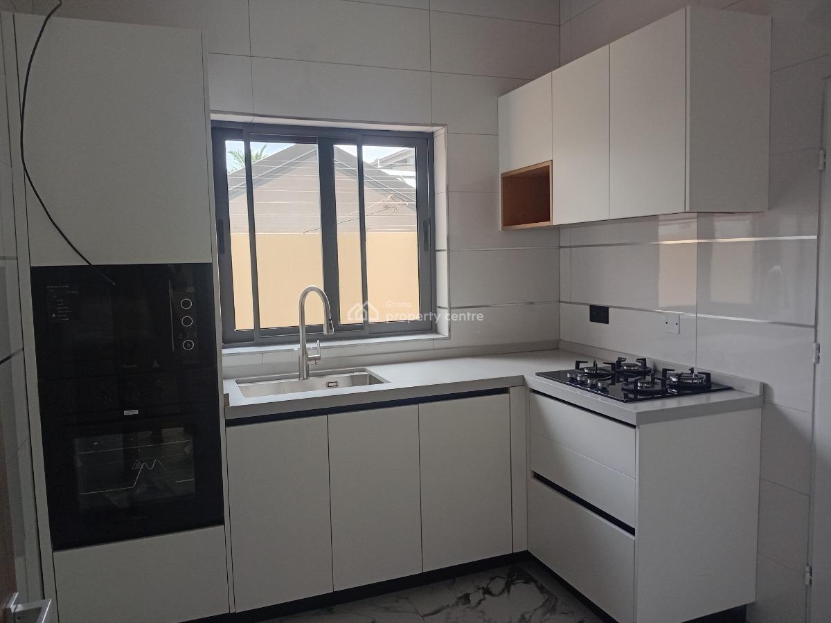 (5) Bedroom  House   Self Compound, East Legon, Accra, Terraced Duplex for Rent