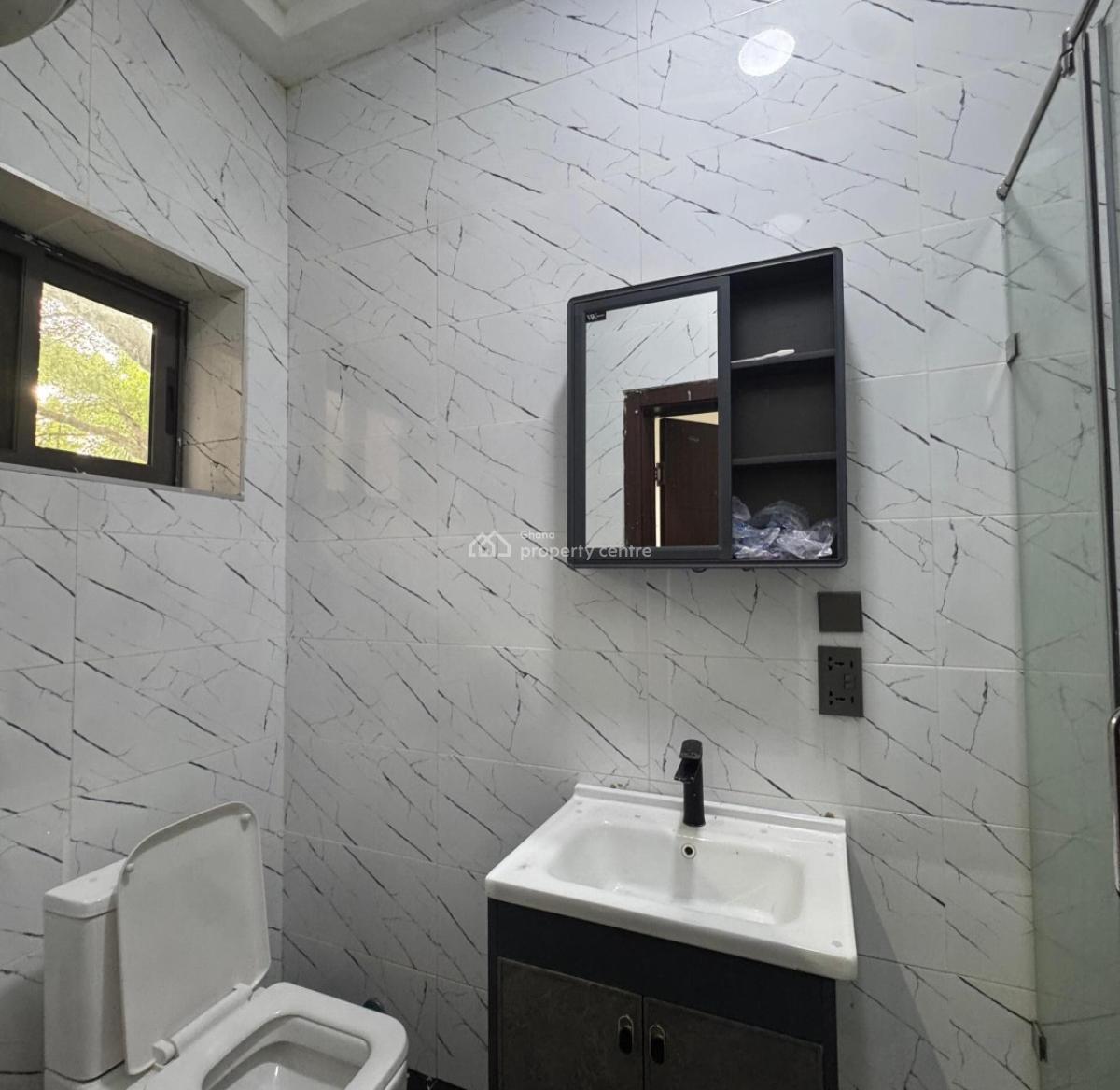 Executive 4 Bedrooms, Adjiringanor, East Legon, Accra, House for Rent