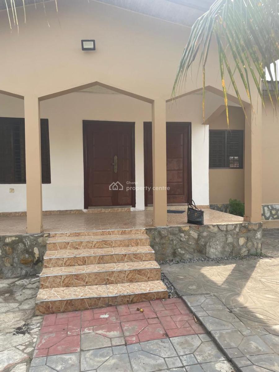 Registered 5 Master Brm House at Kasoa, Kakraba, Kasoa, Awutu-senya East, Central Region, Detached Bungalow for Sale