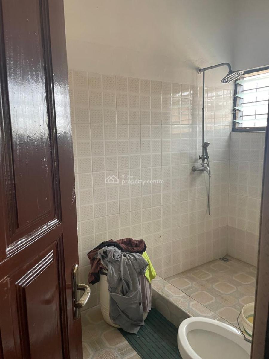 Registered 5 Master Brm House at Kasoa, Kakraba, Kasoa, Awutu-senya East, Central Region, Detached Bungalow for Sale