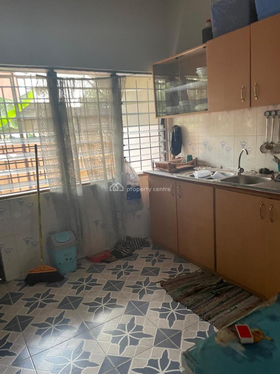 Registered 5 Master Brm House at Kasoa, Kakraba, Kasoa, Awutu-senya East, Central Region, Detached Bungalow for Sale