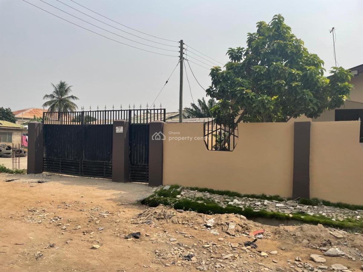 Registered 5 Master Brm House at Kasoa, Kakraba, Kasoa, Awutu-senya East, Central Region, Detached Bungalow for Sale