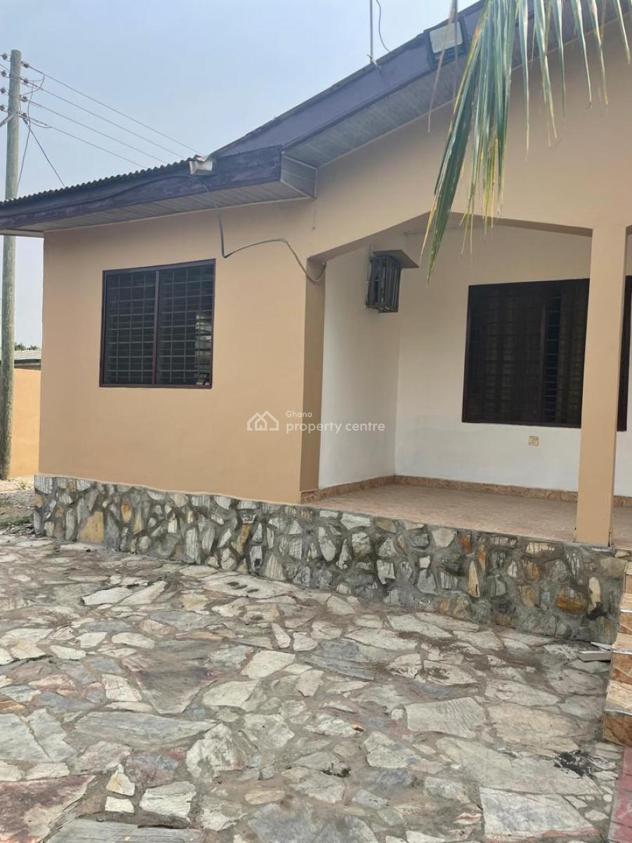 Registered 5 Master Brm House at Kasoa, Kakraba, Kasoa, Awutu-senya East, Central Region, Detached Bungalow for Sale