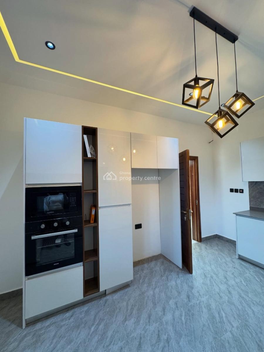 Executive 4 Bedroom, Oyarifa, La Nkwantanang Madina Municipal, Accra, House for Sale