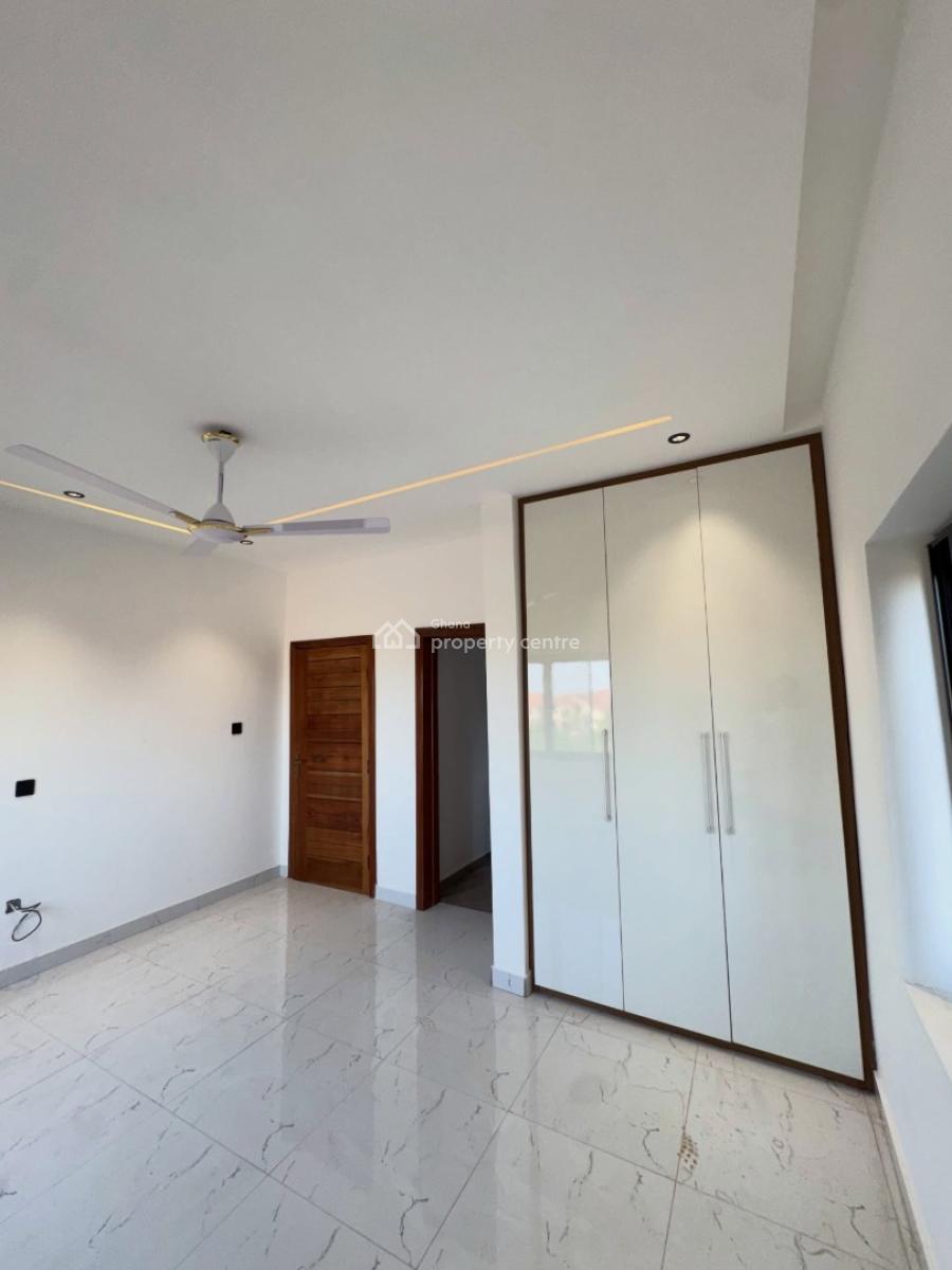 Executive 4 Bedroom, Oyarifa, La Nkwantanang Madina Municipal, Accra, House for Sale