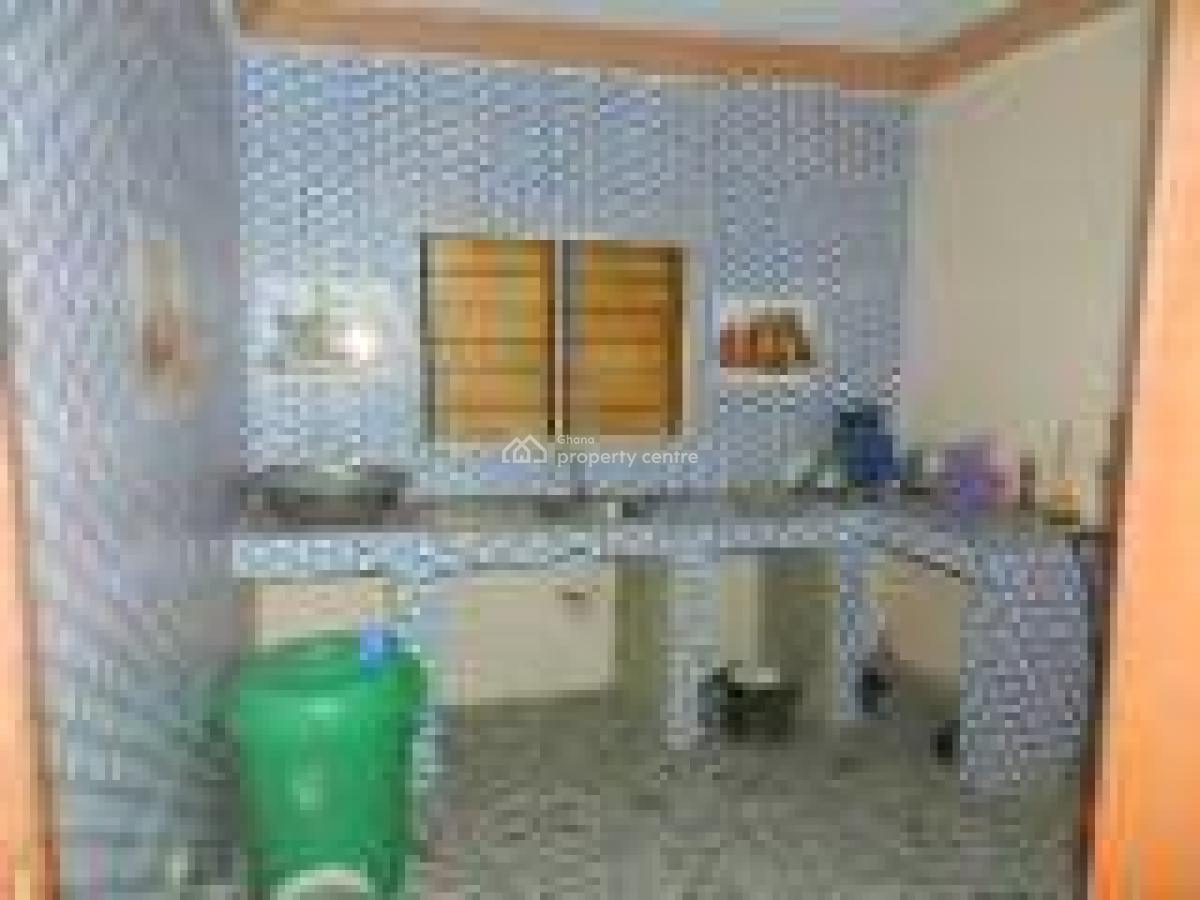 Neat 2 Master Brm House at Buduburam Kasoa, Buduburam, Kasoa, Awutu-senya East, Central Region, Detached Bungalow for Sale