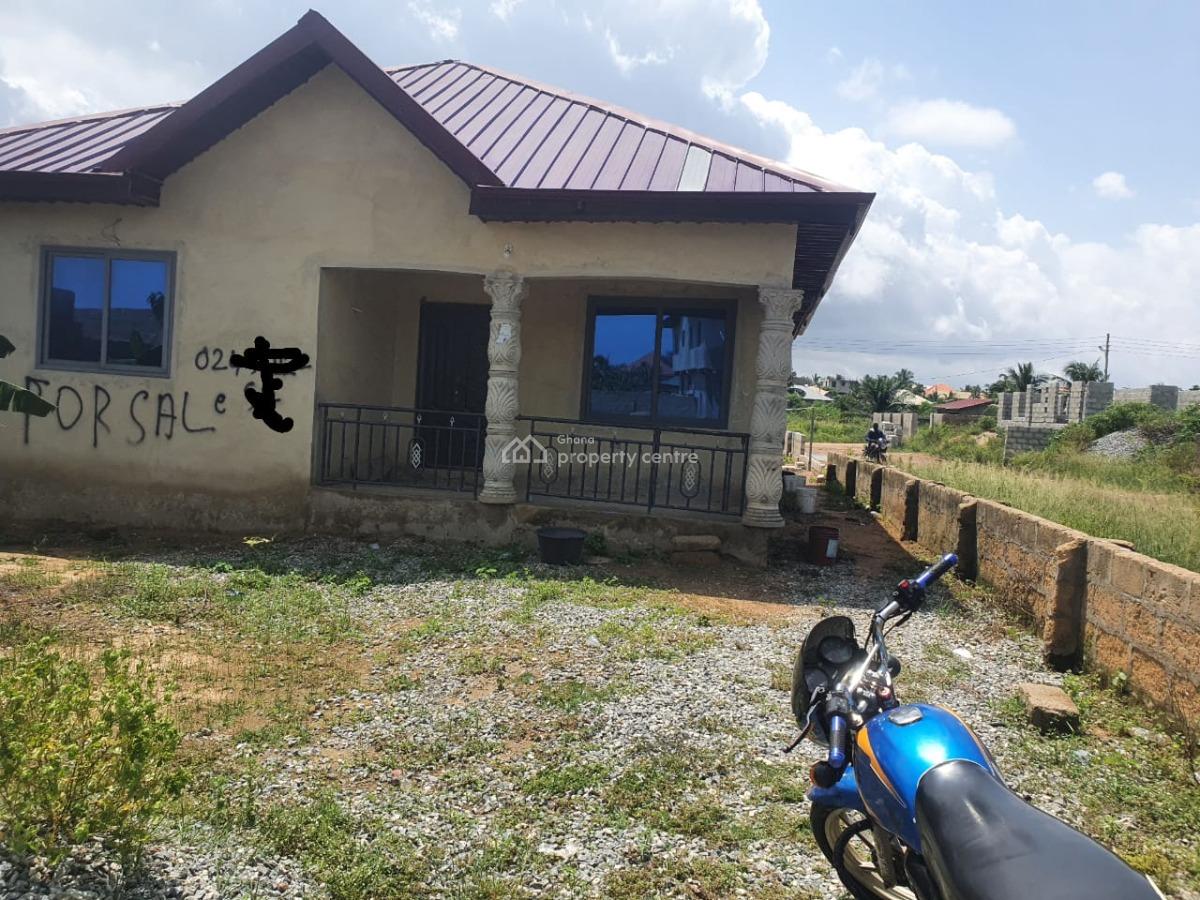 Registered and Roofed 3 Bedroom House, Buduburam, Kasoa, Awutu-senya East, Central Region, Detached Bungalow for Sale