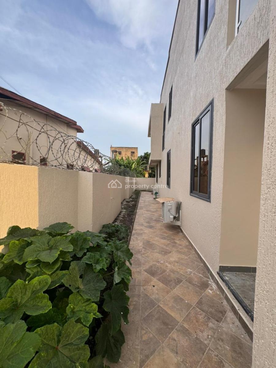 Newly Fully Furnished 4-bedroom House, Kumasi Metropolitan, Ashanti, House for Sale