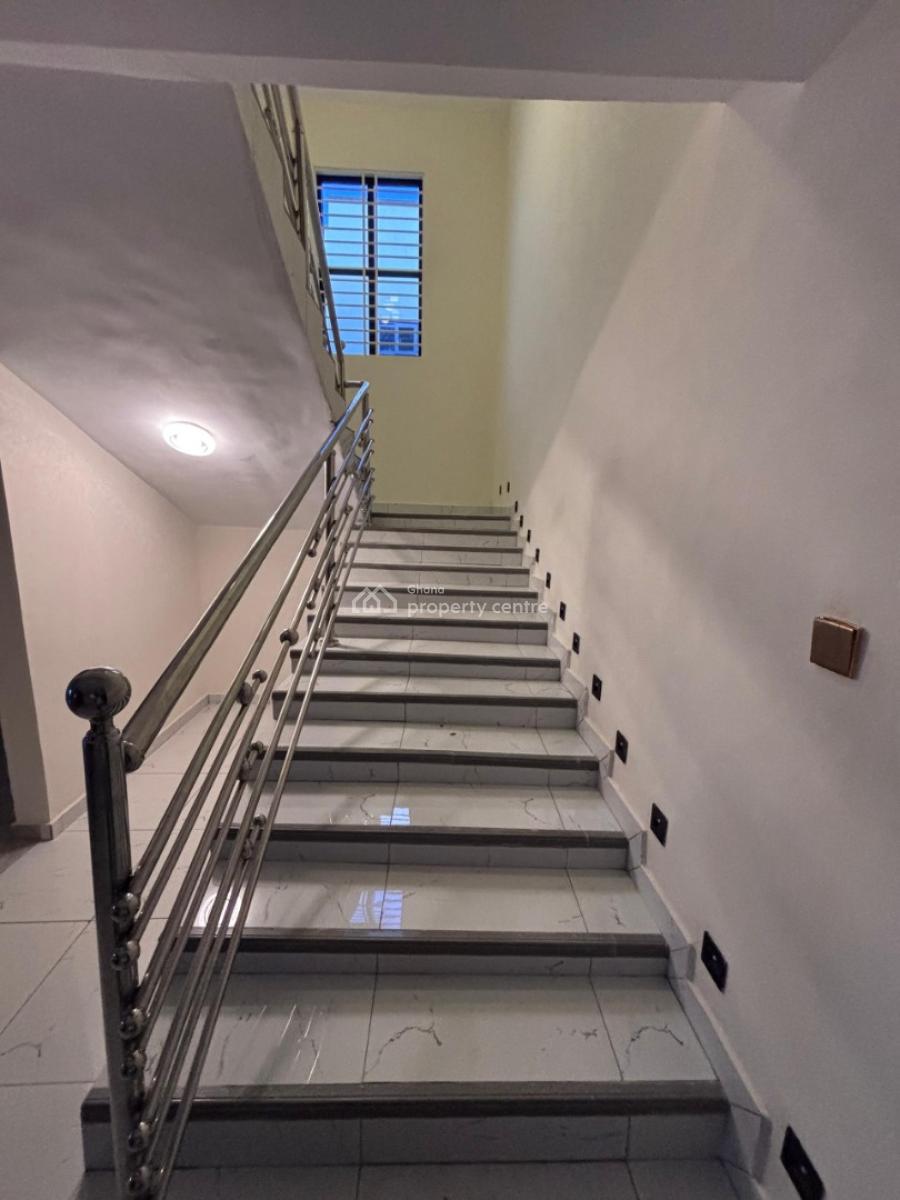 Executive Fully Furnished 5-bedroom House, Kumasi Metropolitan, Ashanti, House for Sale
