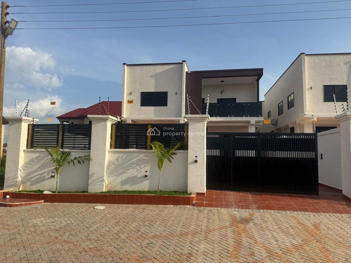 Executive Fully Furnished 4-bedroom House, Kumasi Metropolitan, Ashanti, House for Sale