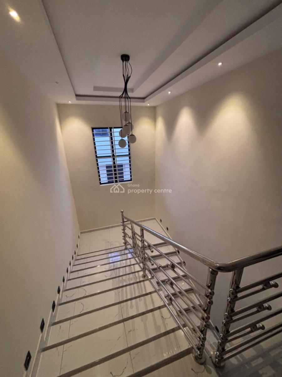 Executive Fully Furnished 4-bedroom House, Kumasi Metropolitan, Ashanti, House for Sale