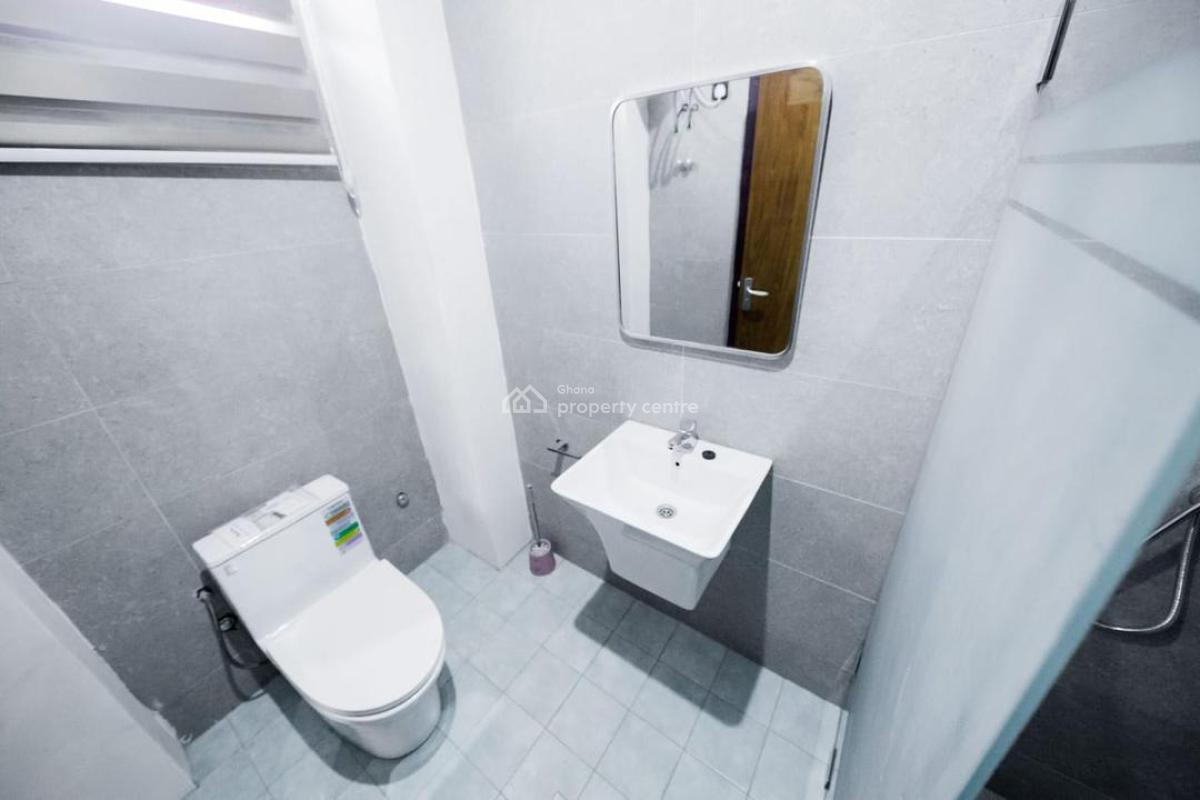 Executive Fully Furnished 5-bedroom House, Kumasi Metropolitan, Ashanti, House for Sale