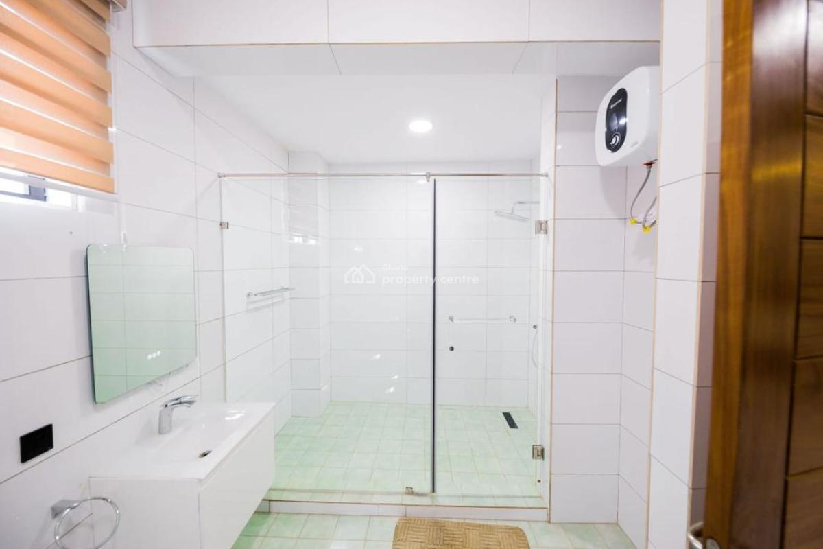 Executive Fully Furnished 4-bedroom House, Kumasi Metropolitan, Ashanti, House for Sale