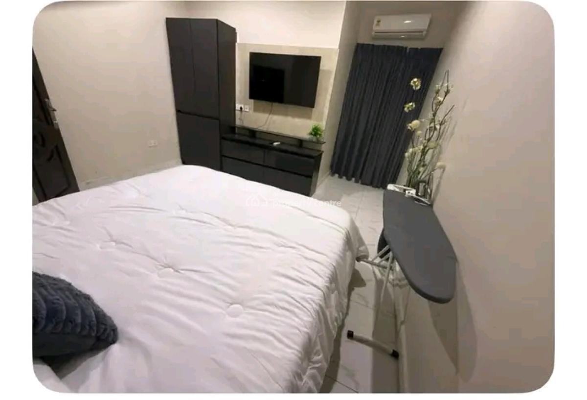 Modern Fully Furnished 2 Bedroom All Ensuite Apartment, Off Breakfast to Breakfast Road, Osu, Accra, Apartment for Rent