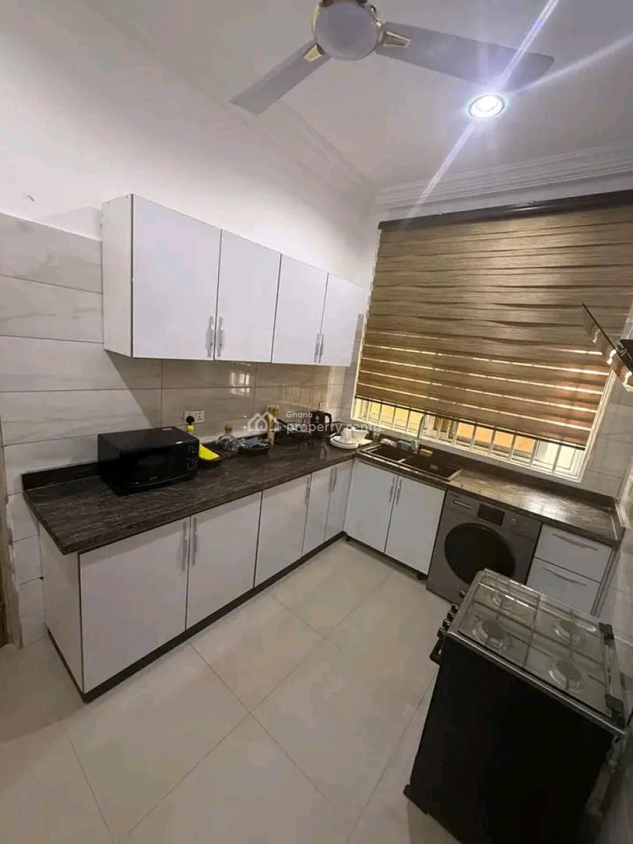 Modern Fully Furnished 2 Bedroom All Ensuite Apartment, Off Breakfast to Breakfast Road, Osu, Accra, Apartment for Rent