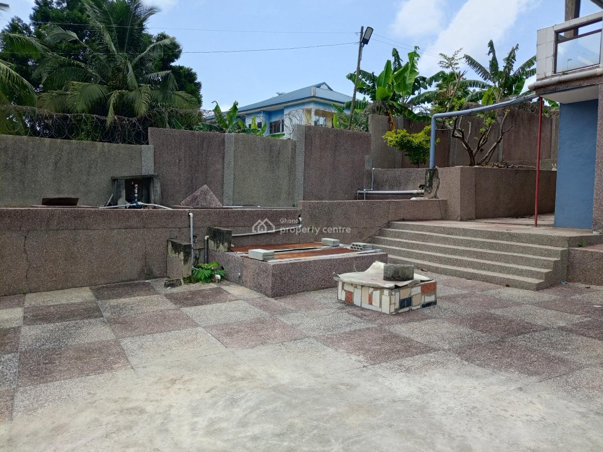 Hotel of 16 Rooms Fully Furnished at Kwahu, Obomeng Mpraeso, Kwahu South, Eastern Region, Hotel / Guest House for Sale