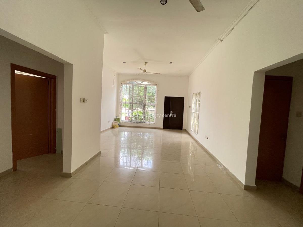 3 Bedroom Town House, Oyarifa, La Nkwantanang Madina Municipal, Accra, Townhouse for Sale