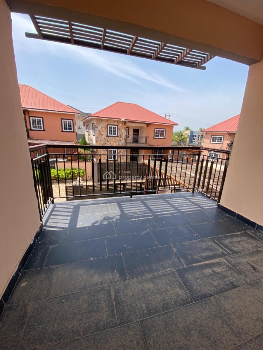Executive Gated Community 3 Bedroom, East Airport, Airport Residential Area, Accra, Townhouse for Rent