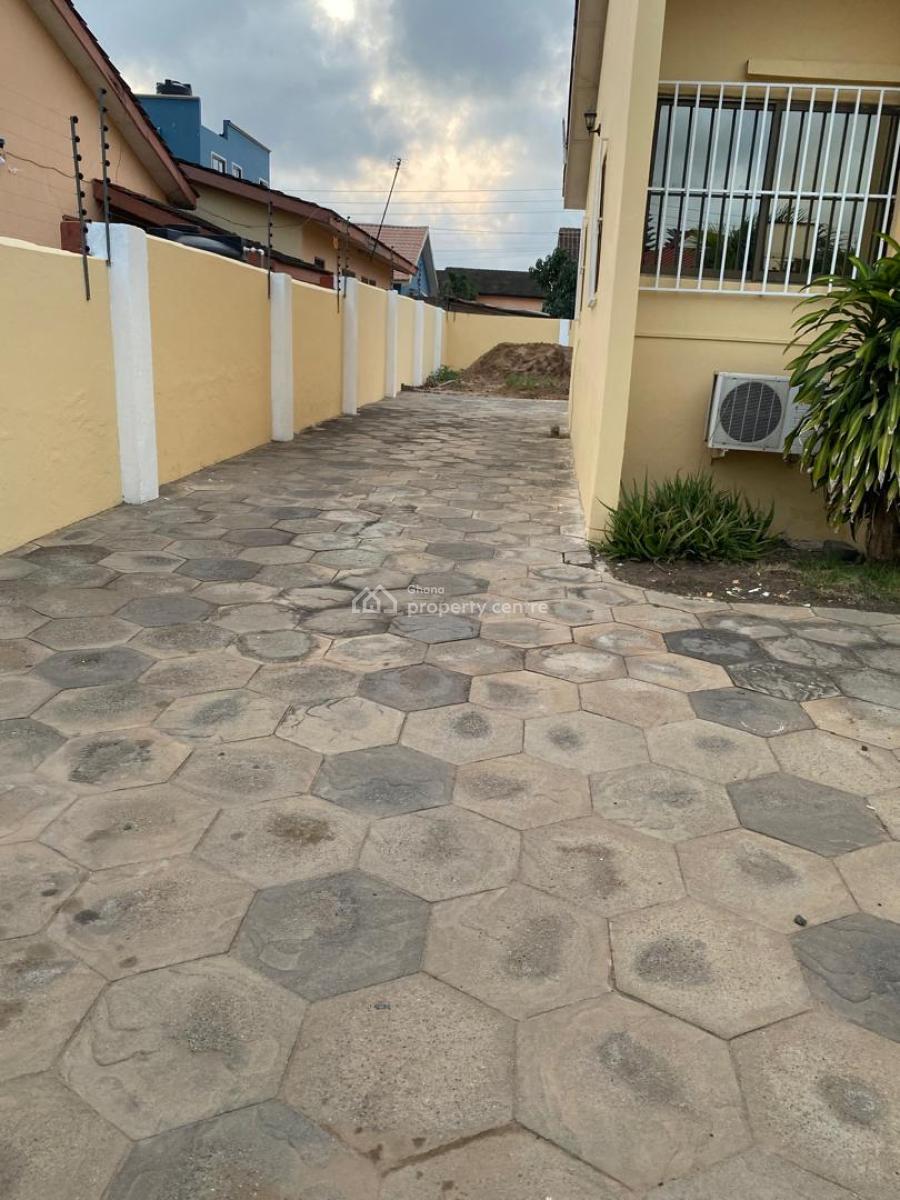 3 Bedroom House Hydraform Estate, Hydraform Estate, Spintex, Accra, House for Sale
