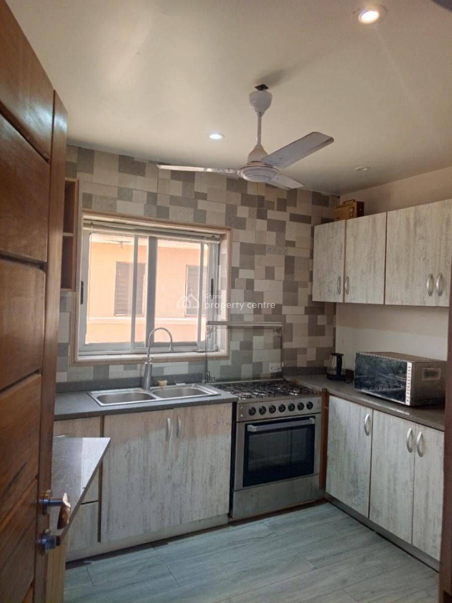 2- Bedrooms Fully Finished, Osu Around Oxford Street Close to Beijing Clinic, Osu, Accra, Apartment for Rent