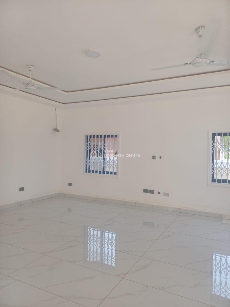 Exercutive 4 Bedrooms  in a Serene  Neigbourhoodo, Tantral Hill, Achimota, Accra, House for Sale
