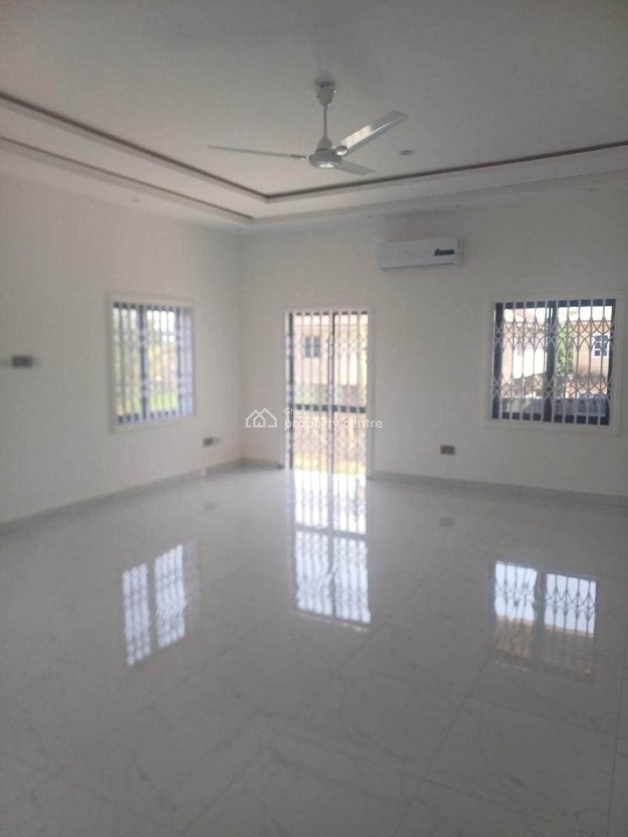 Exercutive 4 Bedrooms  in a Serene  Neigbourhoodo, Tantral Hill, Achimota, Accra, House for Sale