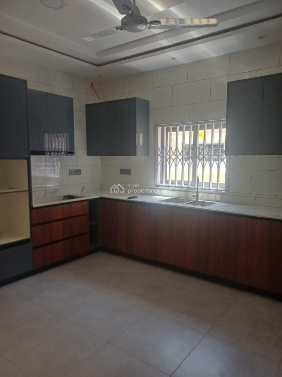 Exercutive 4 Bedrooms  in a Serene  Neigbourhoodo, Tantral Hill, Achimota, Accra, House for Sale