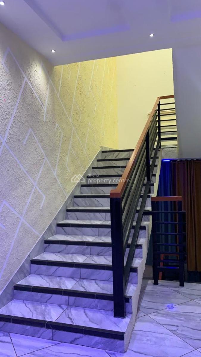 Exercutive 4 Bedrooms  in a Serene  Neigbourhoodo, Tantral Hill, Achimota, Accra, House for Sale