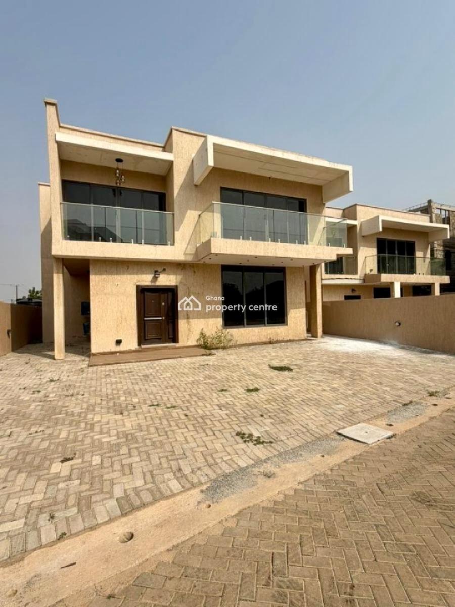 4 Bedroom Townhouse in a Gated Community, East Airport, Airport Residential Area, Accra, Townhouse for Rent