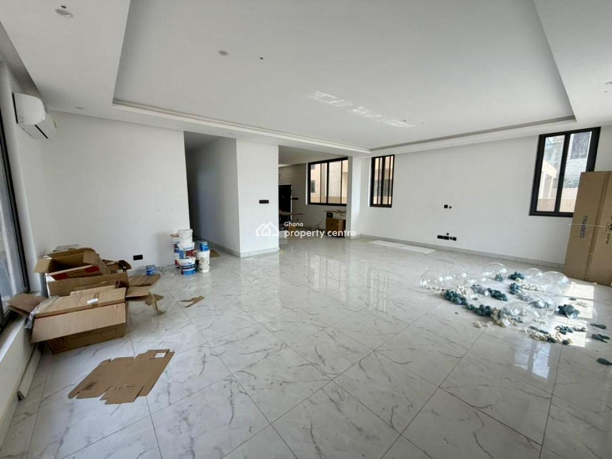 4 Bedroom Townhouse in a Gated Community, East Airport, Airport Residential Area, Accra, Townhouse for Rent