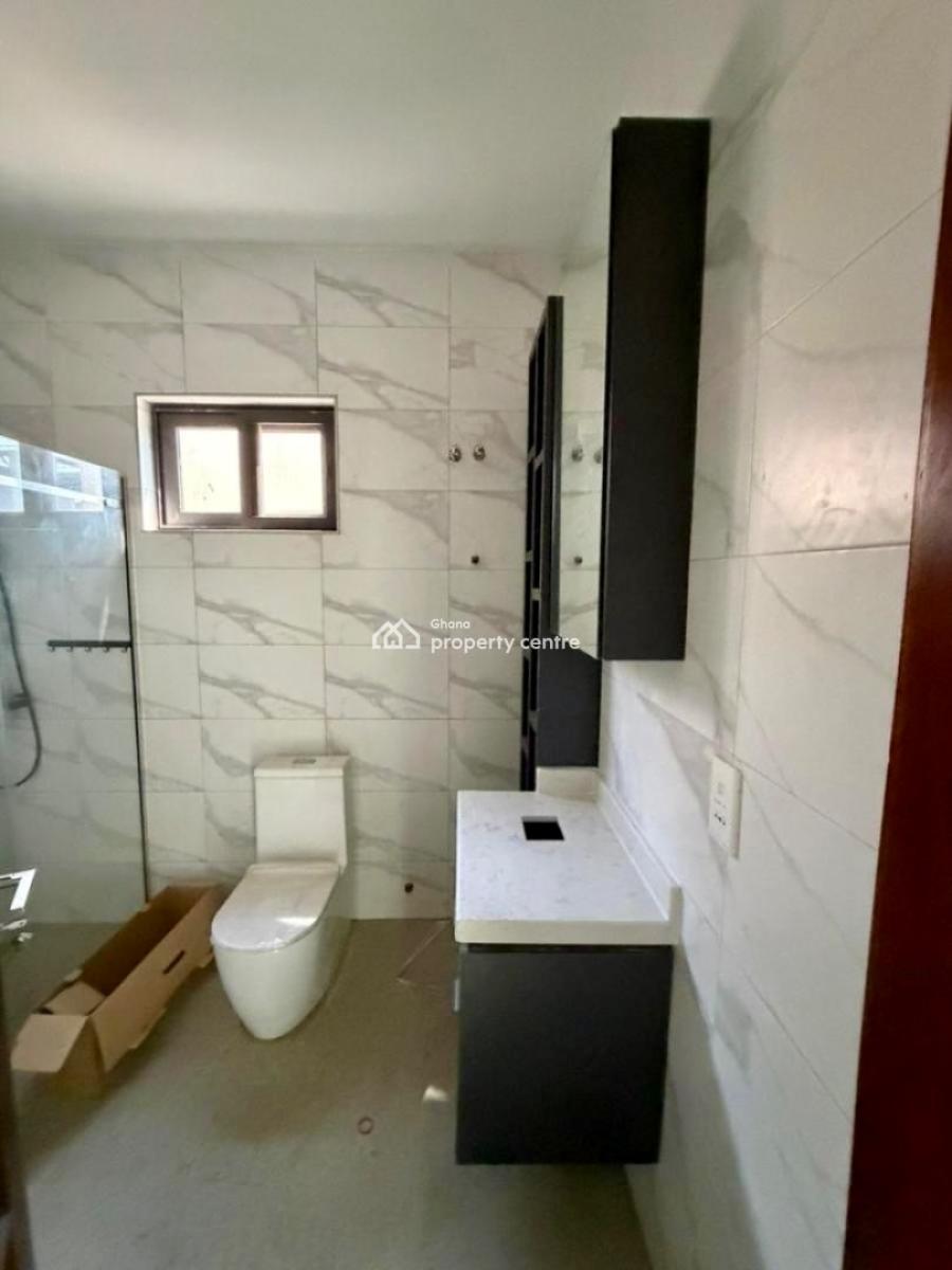 4 Bedroom Townhouse in a Gated Community, East Airport, Airport Residential Area, Accra, Townhouse for Rent