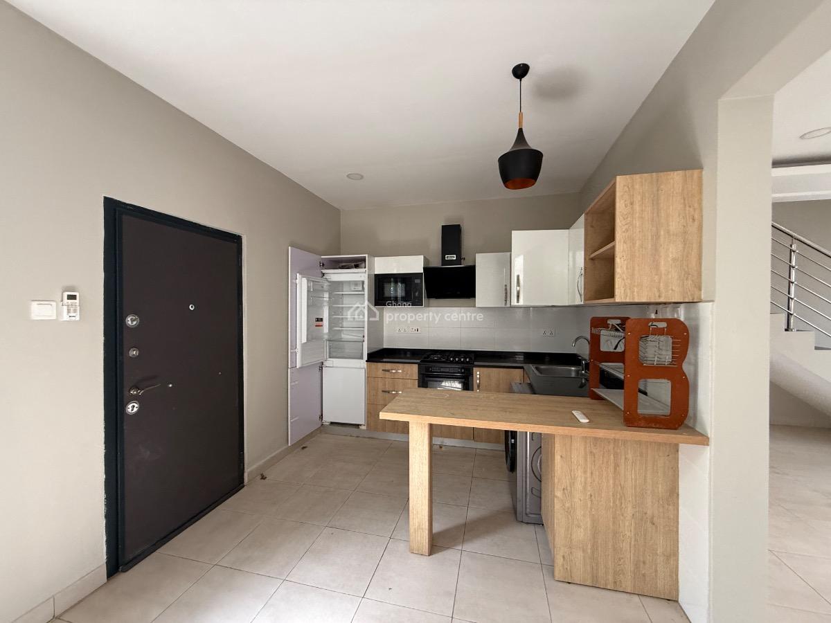 3 Bedroom Townhouse in a Gated Community, Tse Addo, Accra, Townhouse for Rent